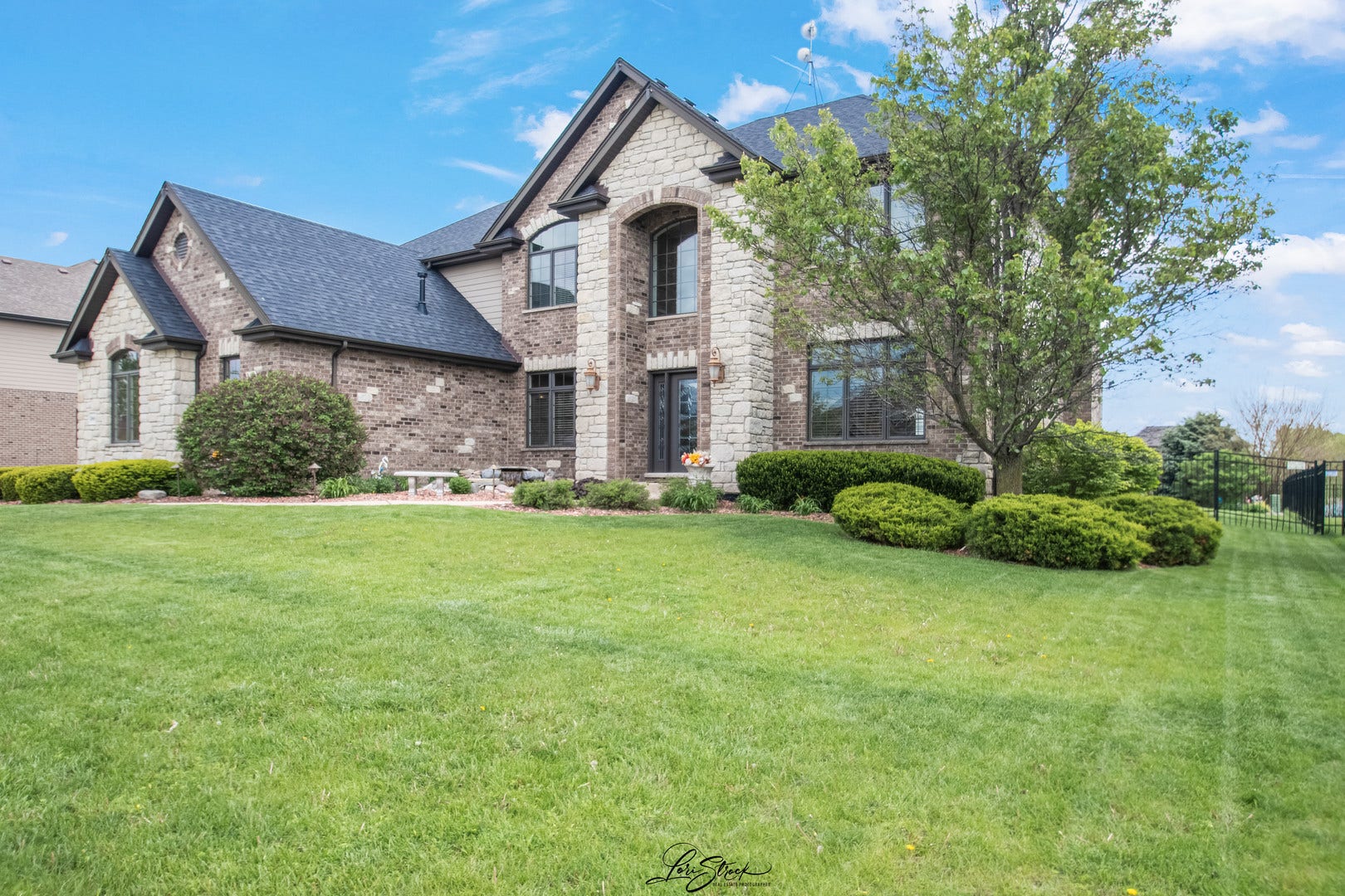 24141 S Sunset Lakes Drive, Manhattan, IL 60442