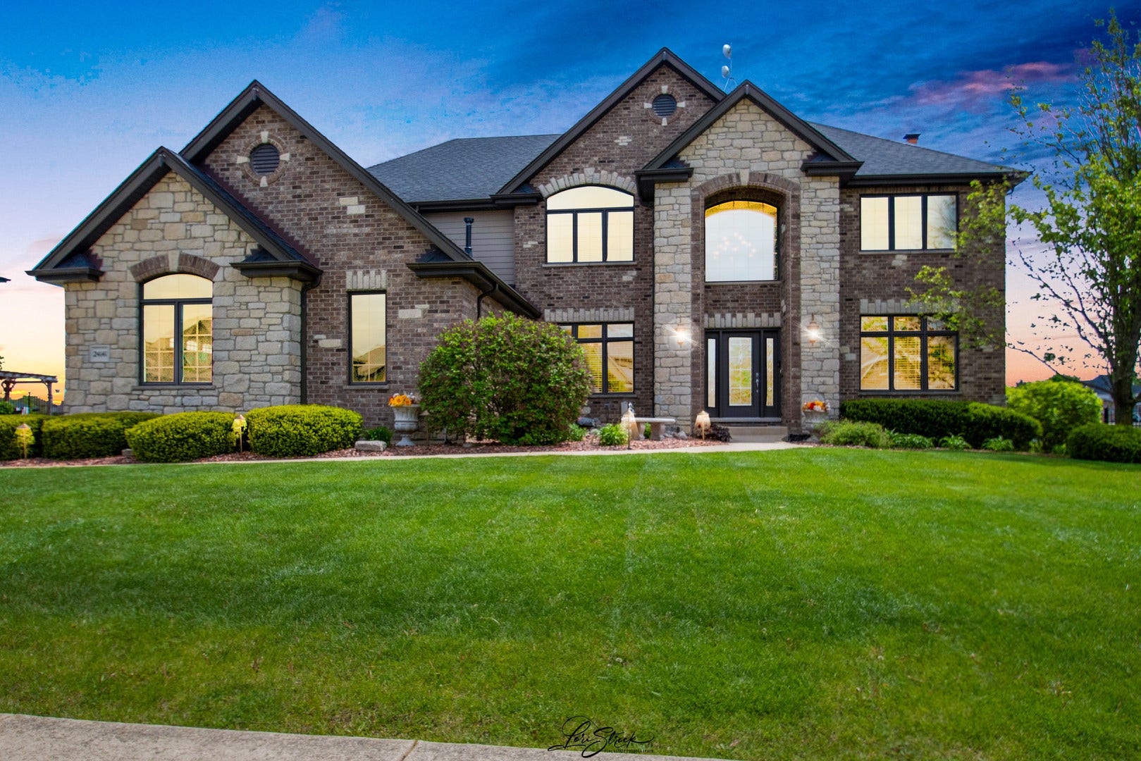 24141 S Sunset Lakes Drive, Manhattan, IL 60442