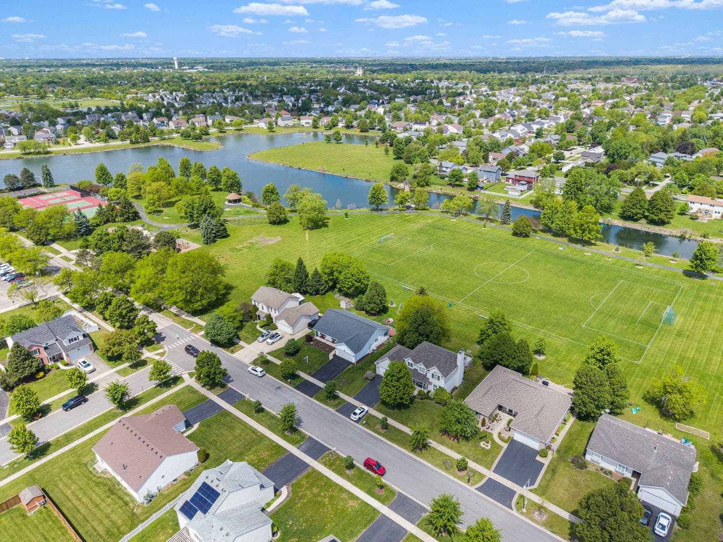 513 Pheasant Chase Drive, Bolingbrook, IL 60490