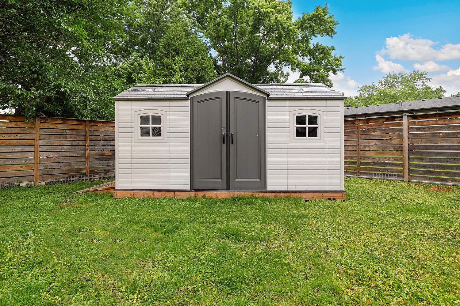 828 Tamms Lane, Bolingbrook, IL 60440