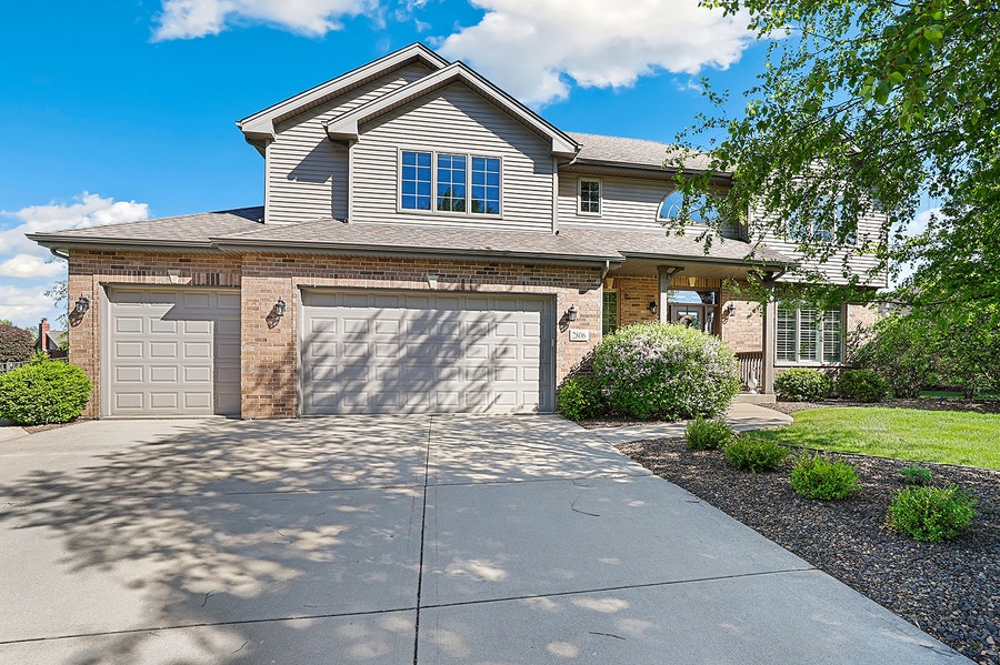 Property photo for 2806 Cole Lane, New Lenox, IL