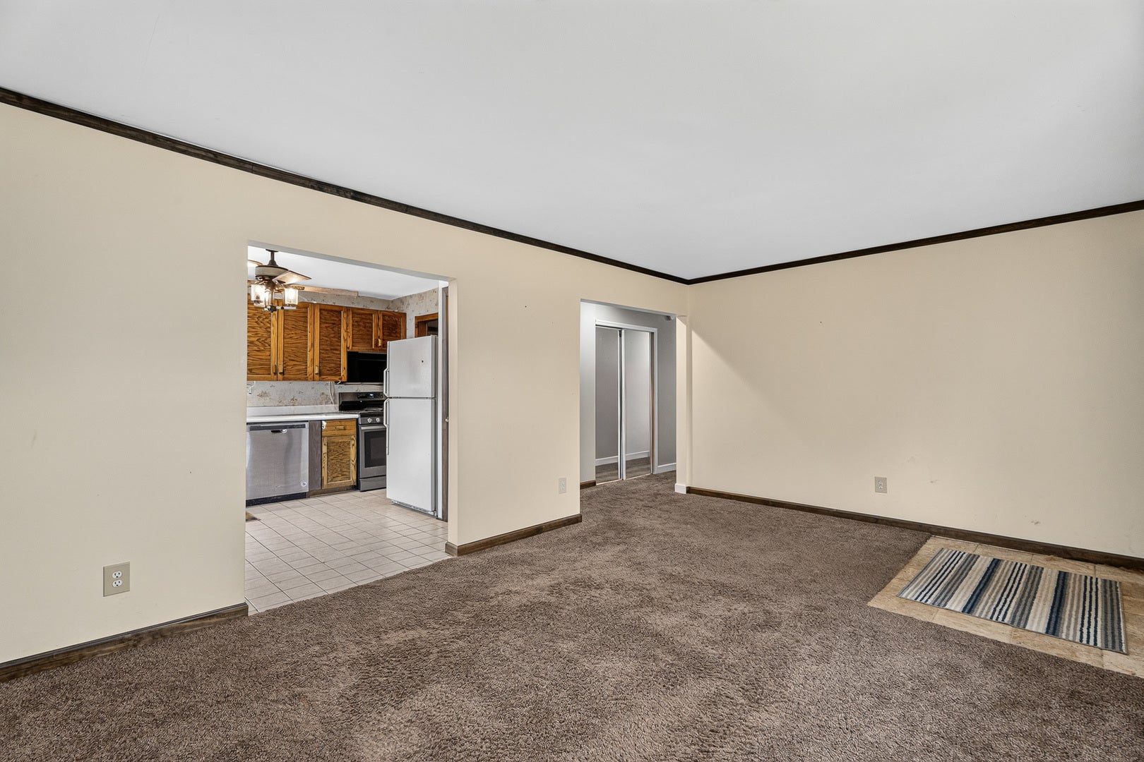 1801 Pinewood Lane, Joliet, IL 60433 1801 Pinewood Lane, Joliet, IL 60433