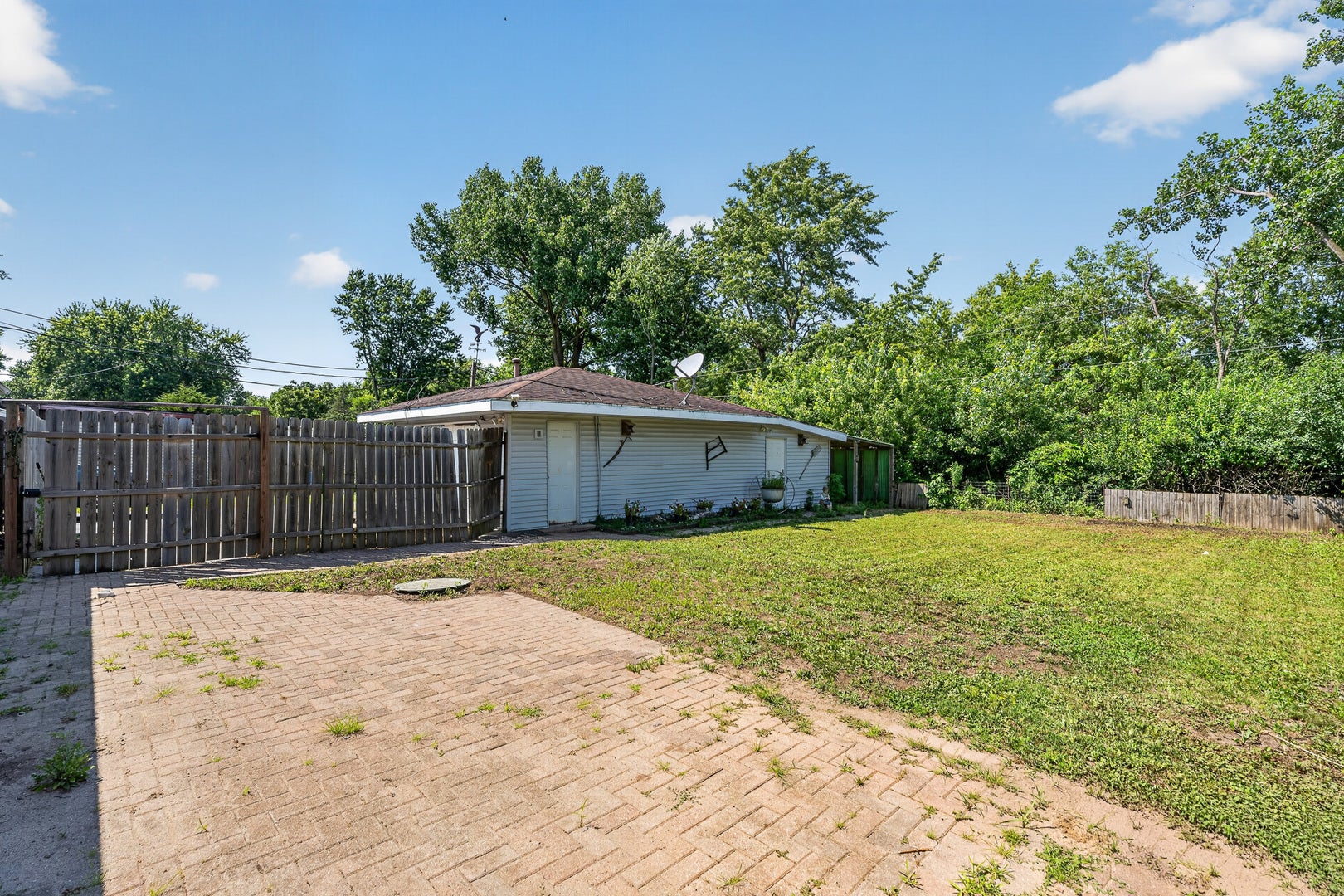 1801 Pinewood Lane, Joliet, IL 60433 1801 Pinewood Lane, Joliet, IL 60433