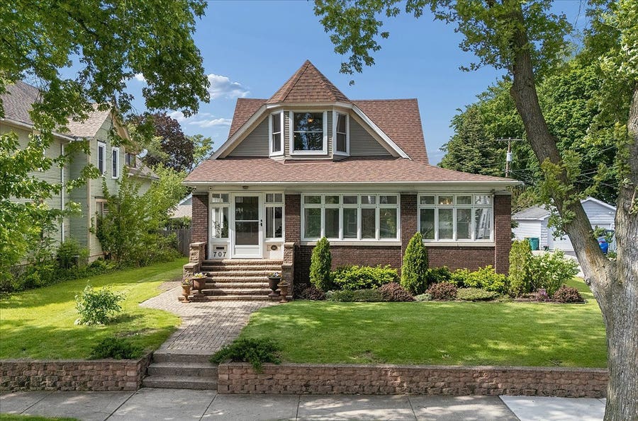 Property photo for 707 Buell Avenue, Joliet, IL