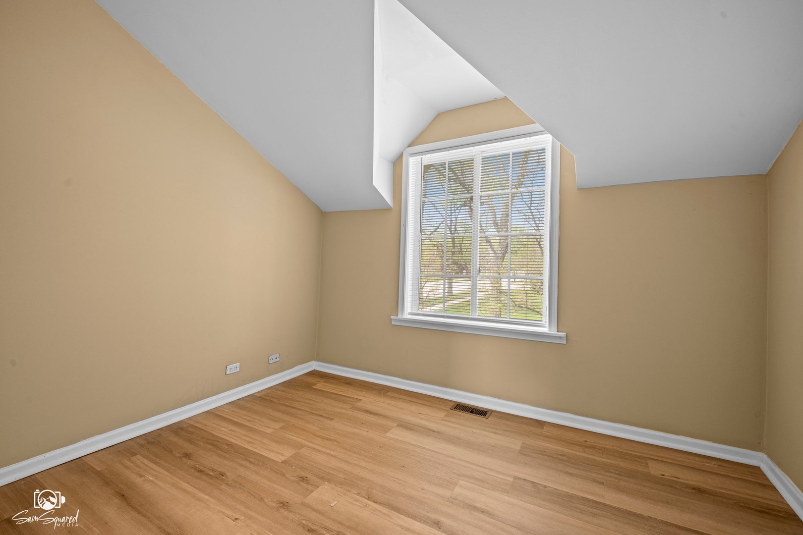 103 E Saint Marys Street, Minooka, IL 60447 103 E Saint Marys Street, Minooka, IL 60447