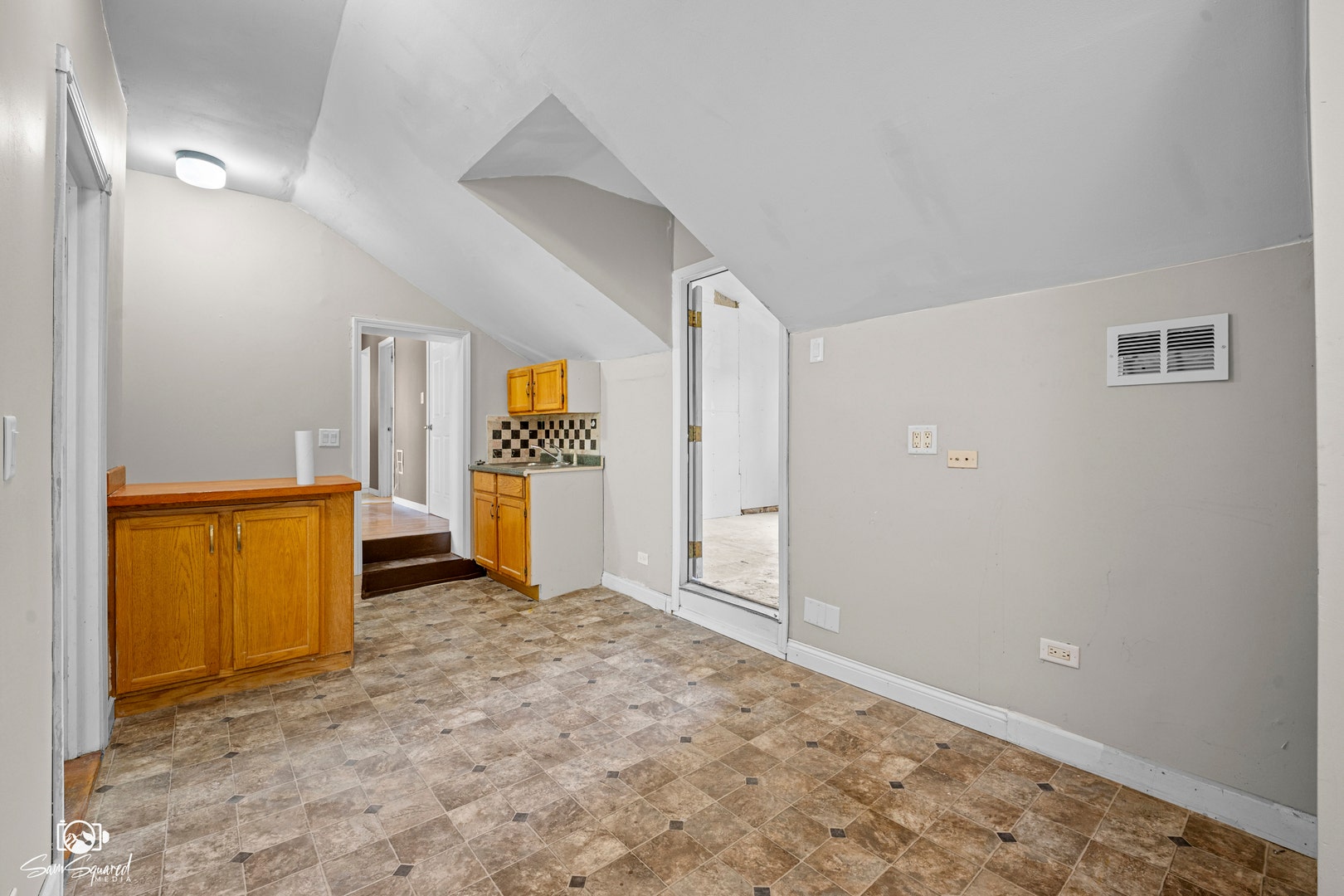 103 E Saint Marys Street, Minooka, IL 60447 103 E Saint Marys Street, Minooka, IL 60447