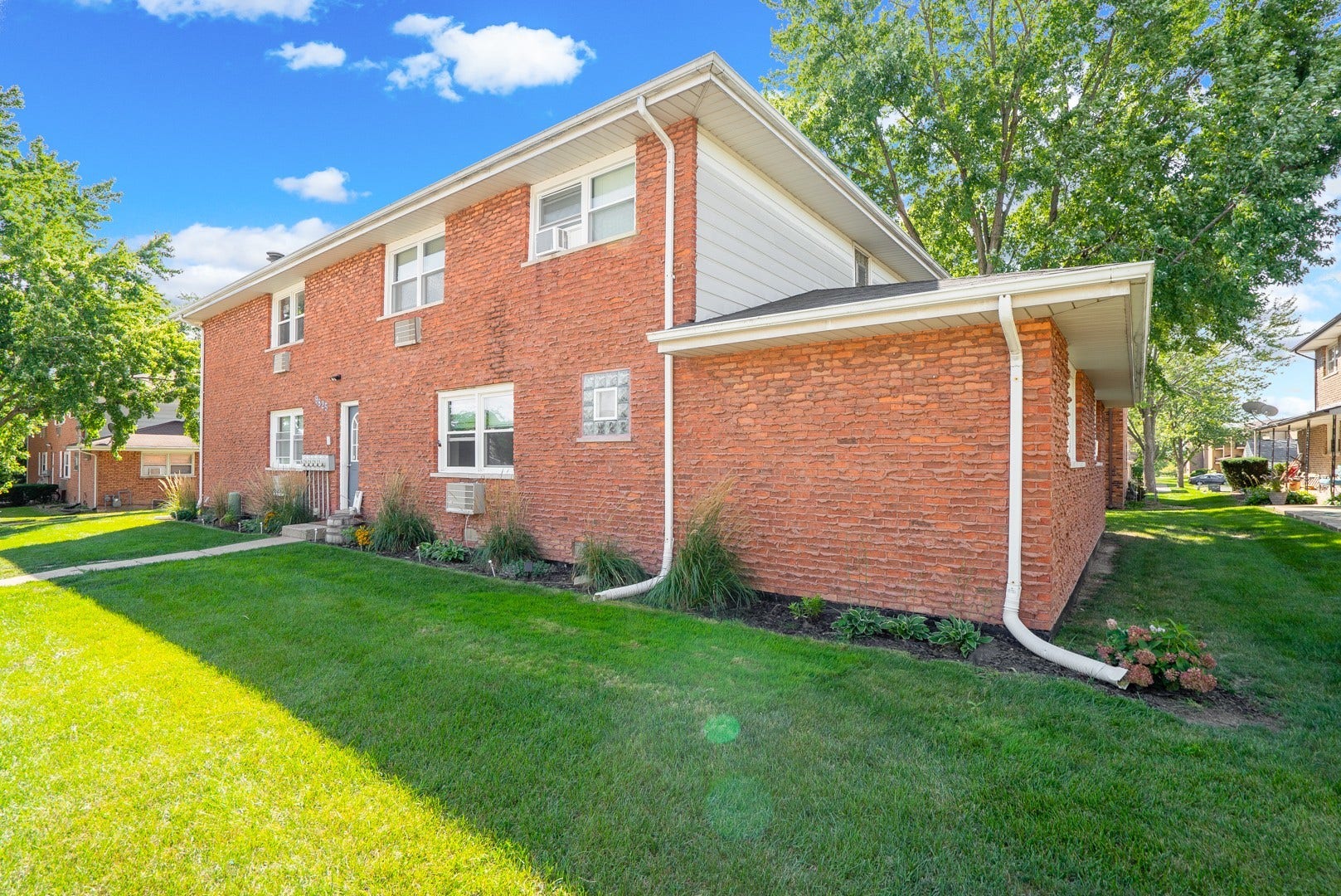 9825 El Cameno Lane, Orland Park, IL 60462 9825 El Cameno Lane, Orland Park, IL 60462