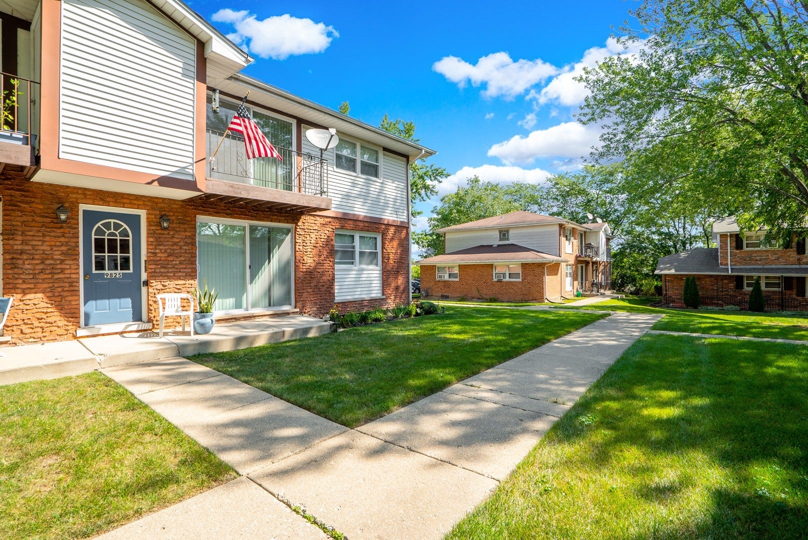 9825 El Cameno Lane, Orland Park, IL 60462 9825 El Cameno Lane, Orland Park, IL 60462