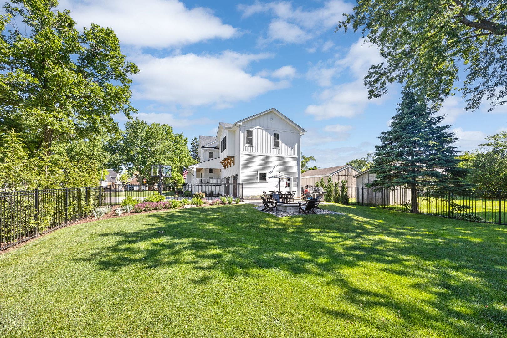 1937 Hitchcock Avenue, Downers Grove, IL 60515 1937 Hitchcock Avenue, Downers Grove, IL 60515