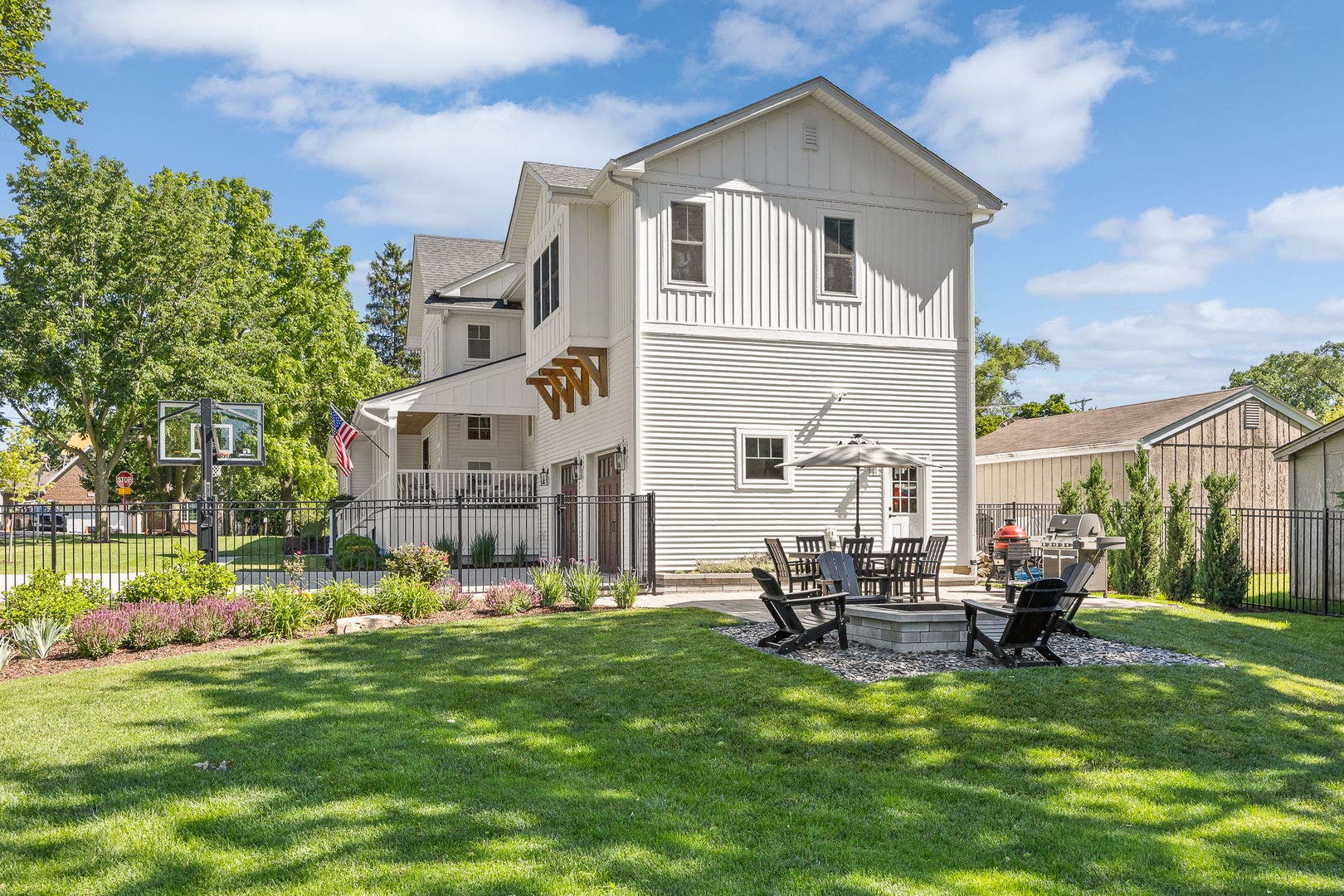 1937 Hitchcock Avenue, Downers Grove, IL 60515 1937 Hitchcock Avenue, Downers Grove, IL 60515