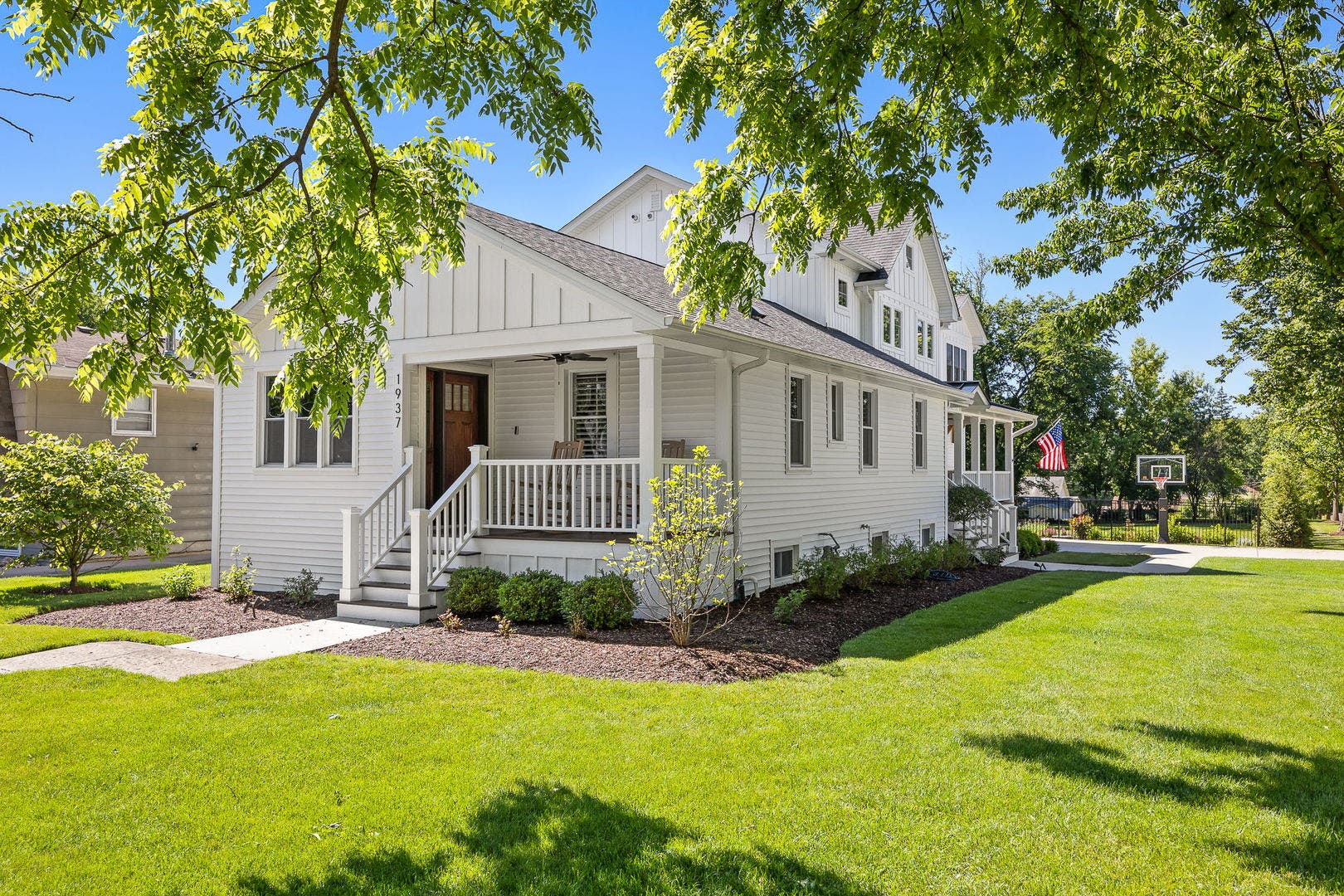 1937 Hitchcock Avenue, Downers Grove, IL 60515 1937 Hitchcock Avenue, Downers Grove, IL 60515