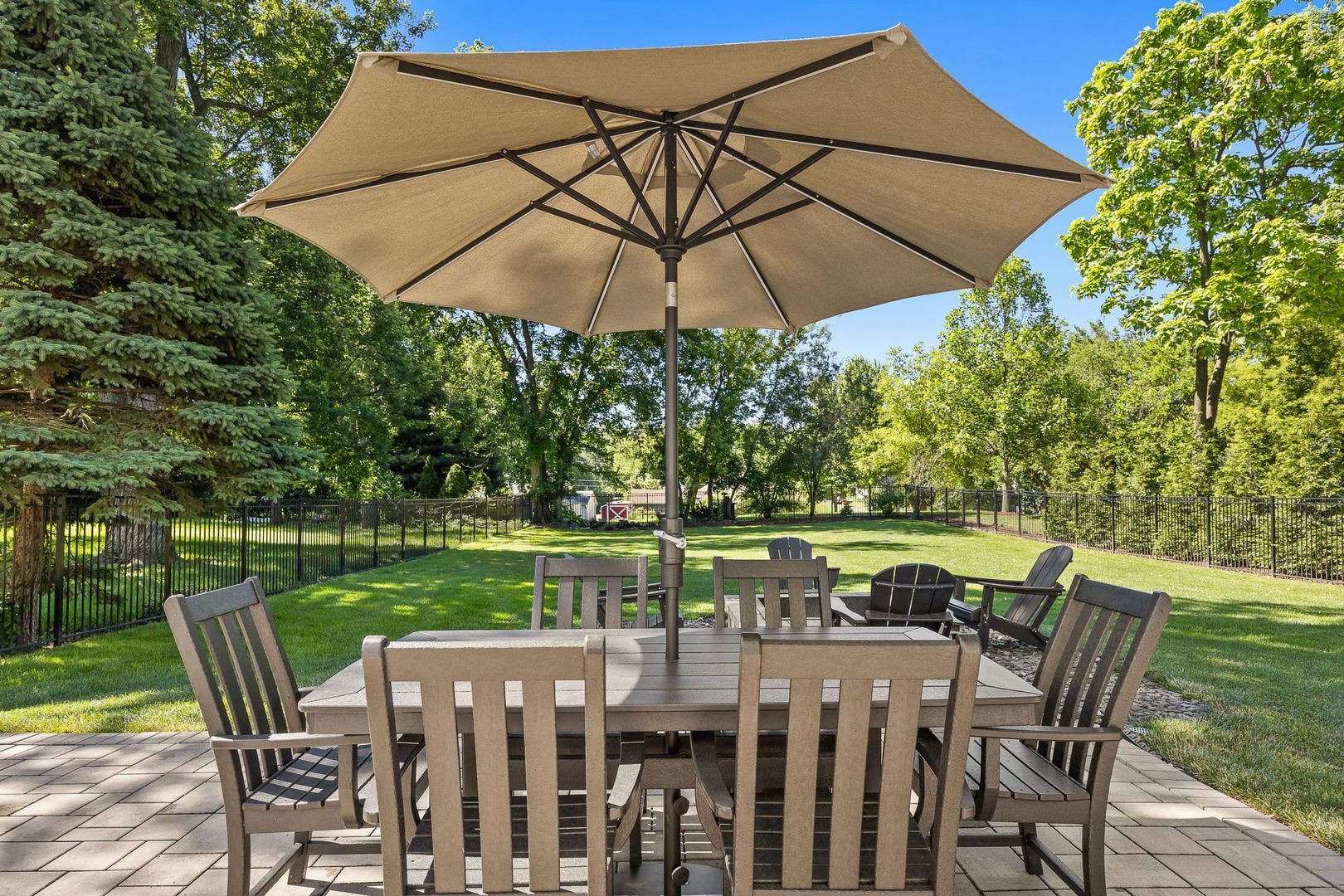 1937 Hitchcock Avenue, Downers Grove, IL 60515 1937 Hitchcock Avenue, Downers Grove, IL 60515