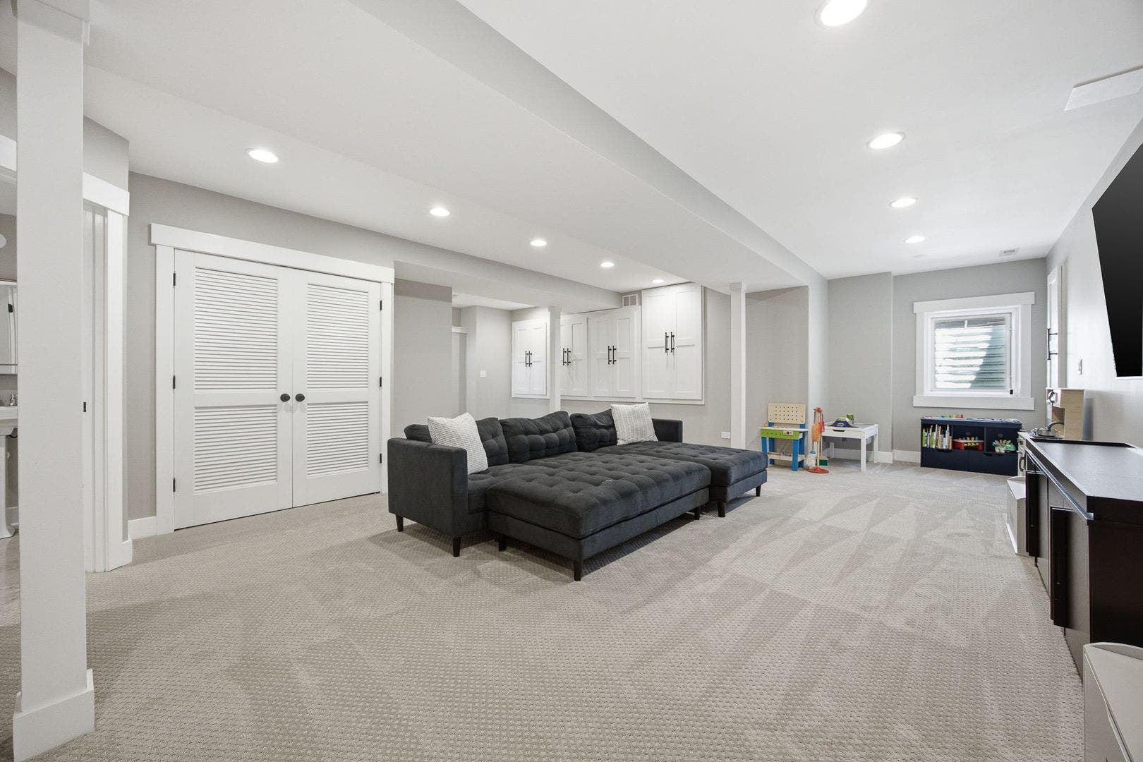 1937 Hitchcock Avenue, Downers Grove, IL 60515 1937 Hitchcock Avenue, Downers Grove, IL 60515