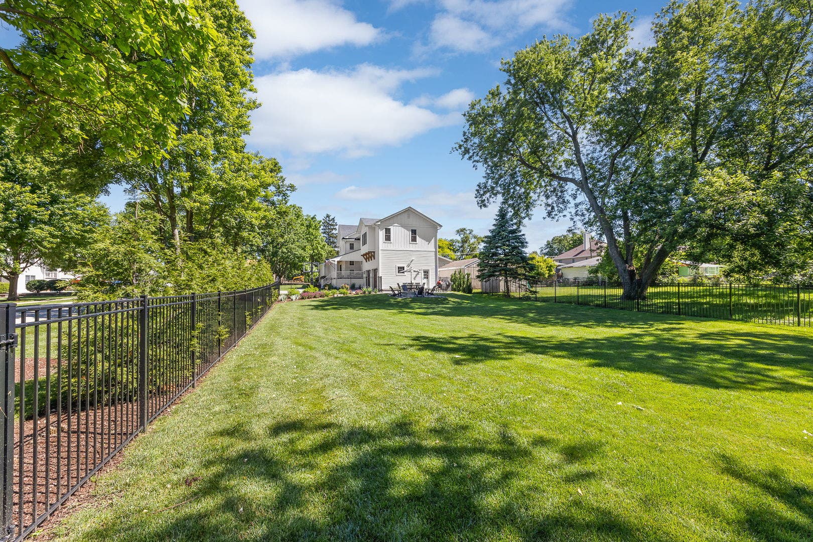 1937 Hitchcock Avenue, Downers Grove, IL 60515 1937 Hitchcock Avenue, Downers Grove, IL 60515