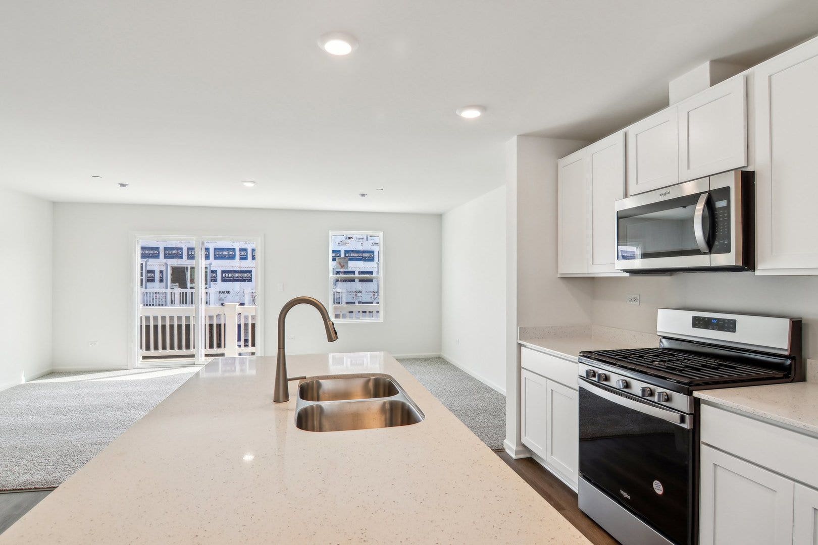 6393 Ulster Drive, Tinley Park, IL 60477 6393 Ulster Drive, Tinley Park, IL 60477
