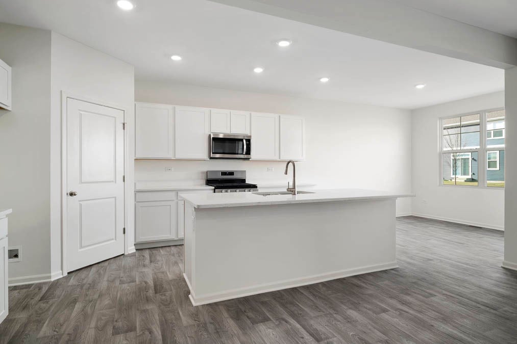 6215 Longford Lane, Tinley Park, IL 60477 6215 Longford Lane, Tinley Park, IL 60477