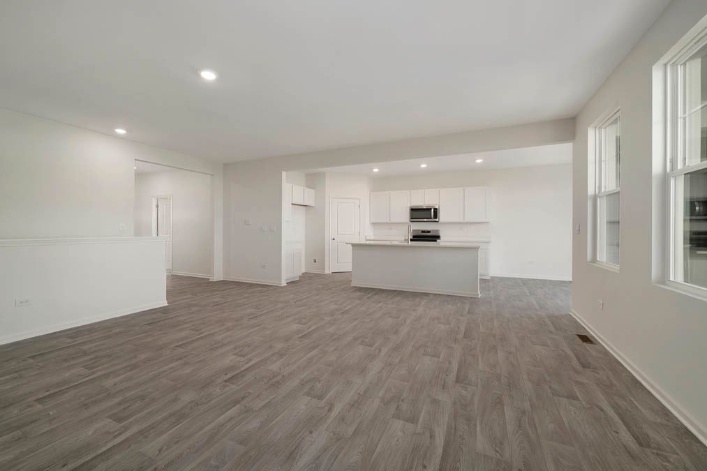 6215 Longford Lane, Tinley Park, IL 60477 6215 Longford Lane, Tinley Park, IL 60477