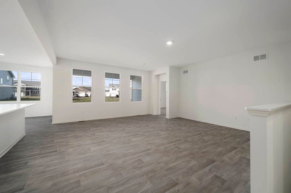 6215 Longford Lane, Tinley Park, IL 60477 6215 Longford Lane, Tinley Park, IL 60477