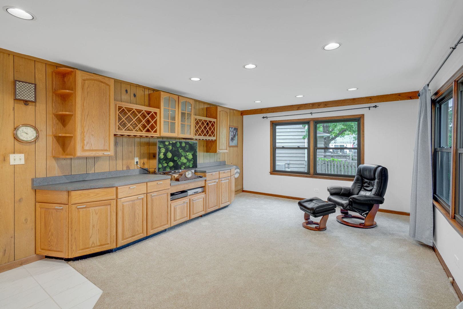 648 62nd Court, Downers Grove, IL 60516