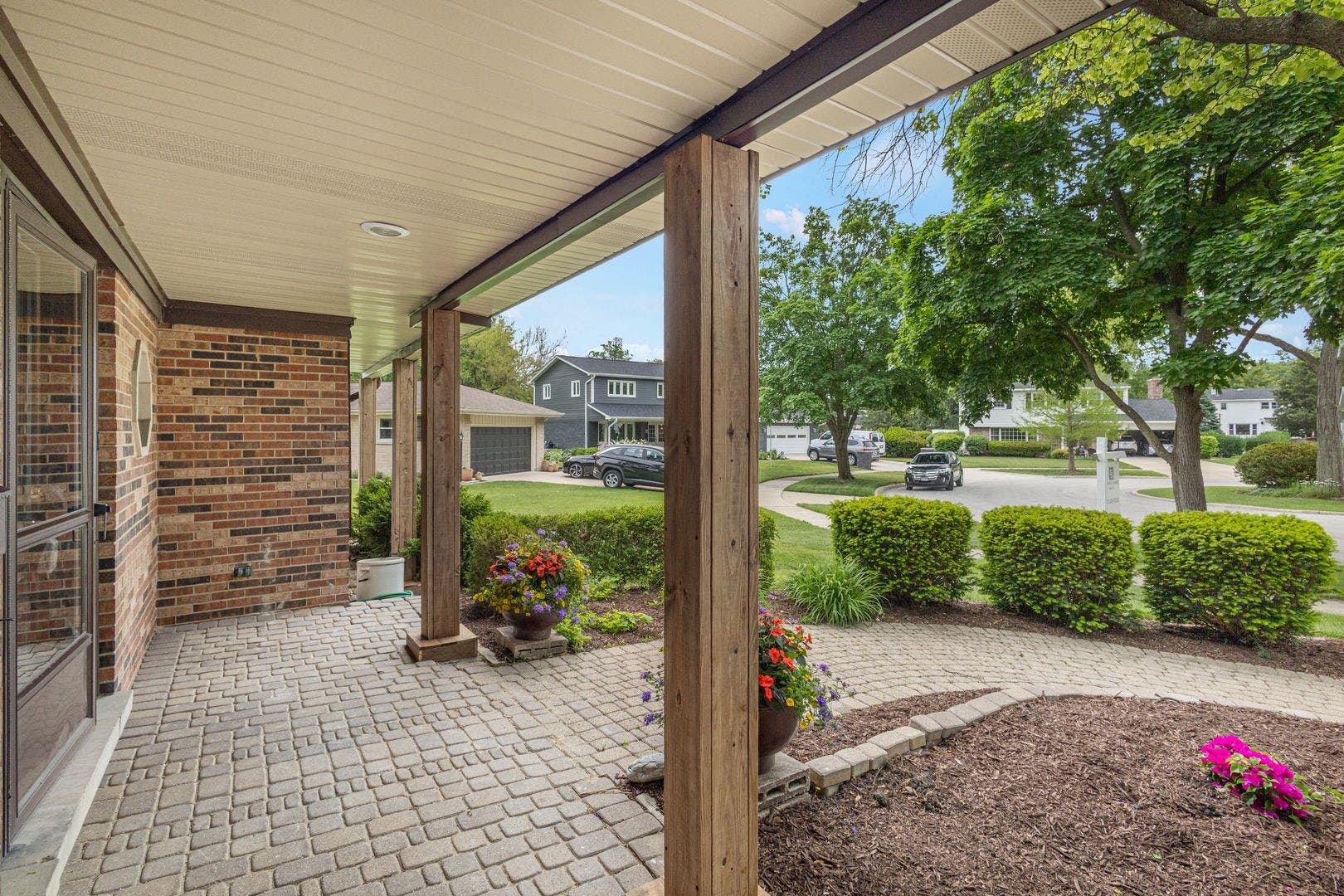 648 62nd Court, Downers Grove, IL 60516