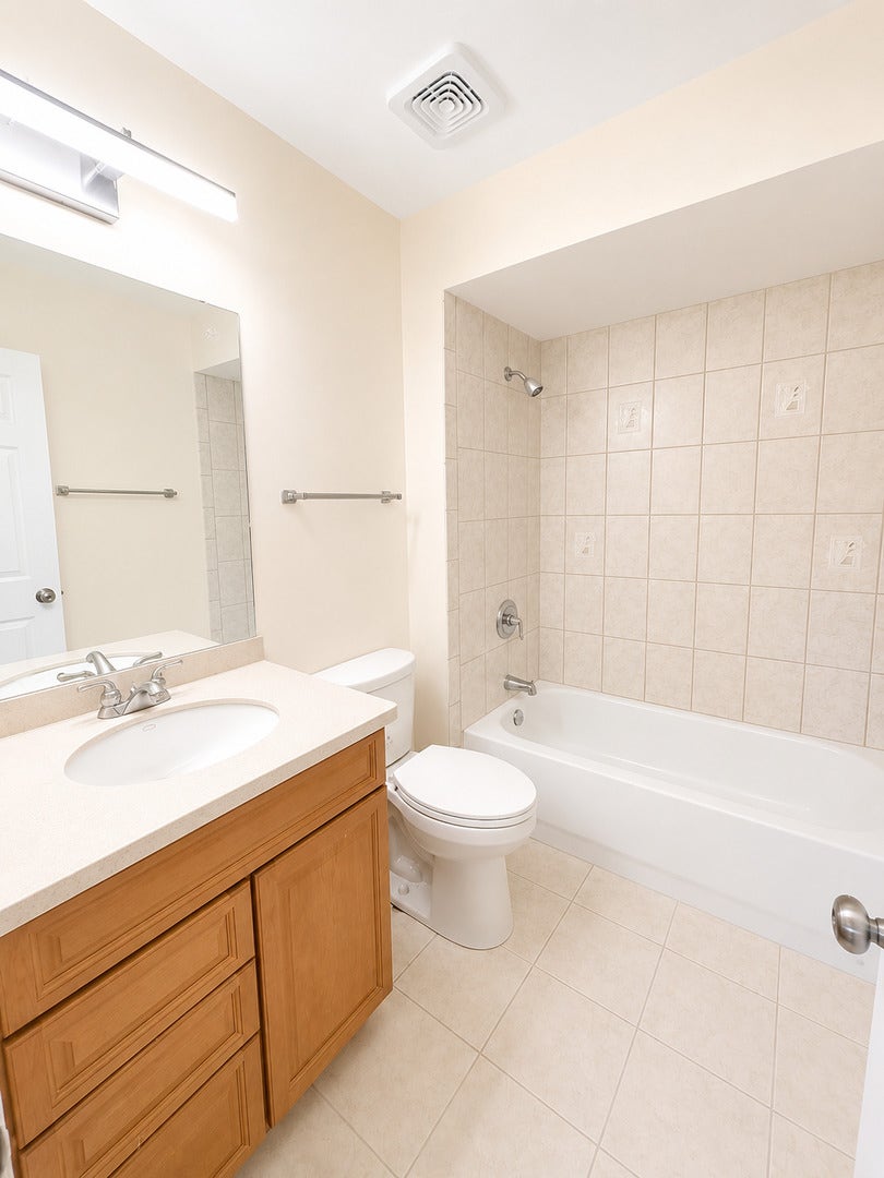 1613 Tina Lane, Flossmoor, IL 60422 1613 Tina Lane, Flossmoor, IL 60422