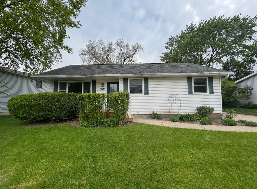 Property photo for 607 Oxford Court, New Lenox, IL