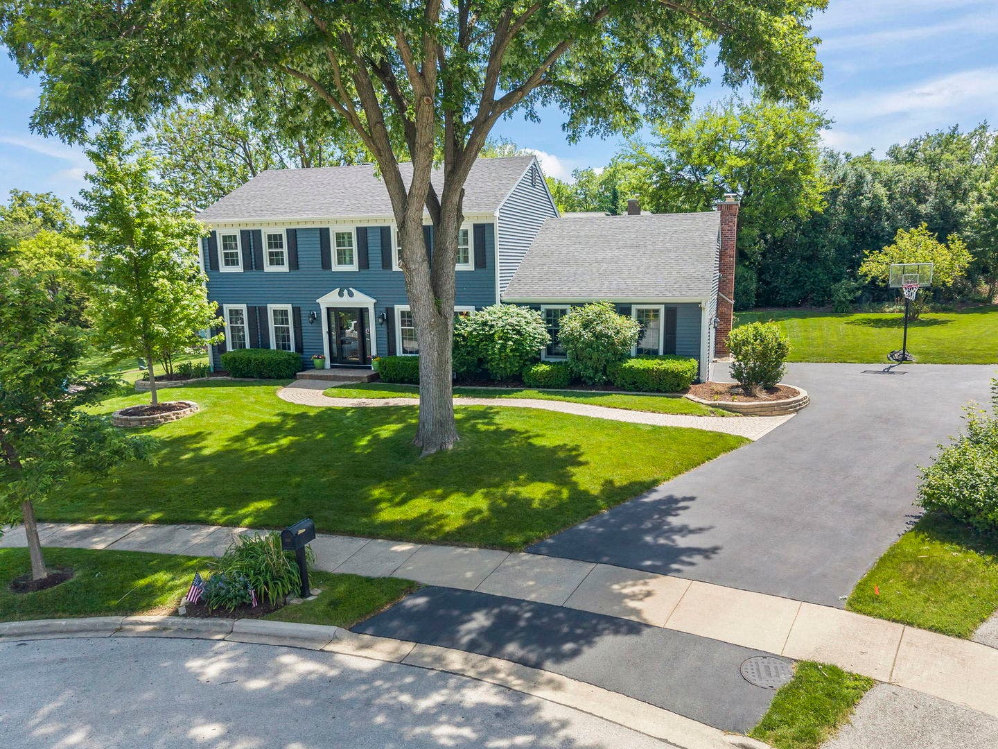 1525 Almond Court, Downers Grove, IL 60515 1525 Almond Court, Downers Grove, IL 60515