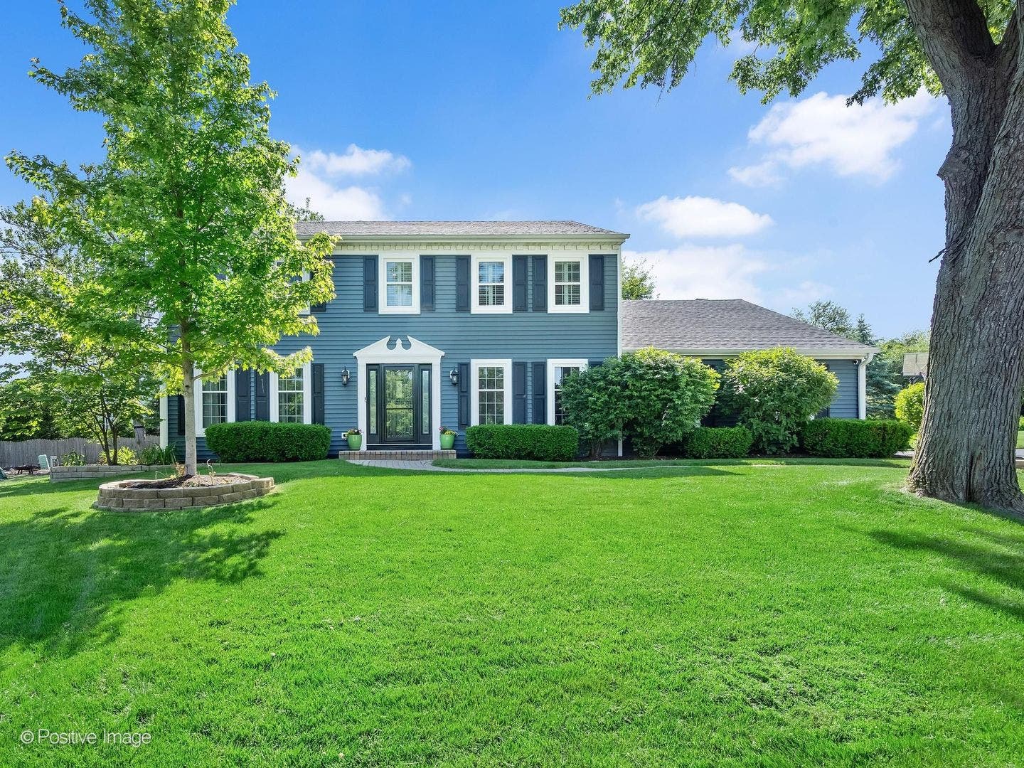 1525 Almond Court, Downers Grove, IL 60515 1525 Almond Court, Downers Grove, IL 60515