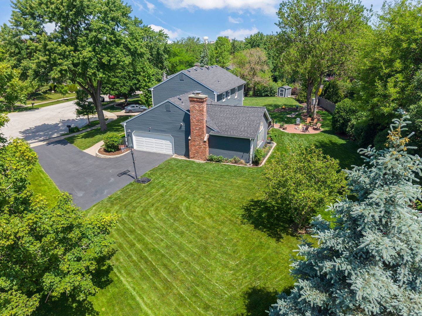 1525 Almond Court, Downers Grove, IL 60515 1525 Almond Court, Downers Grove, IL 60515