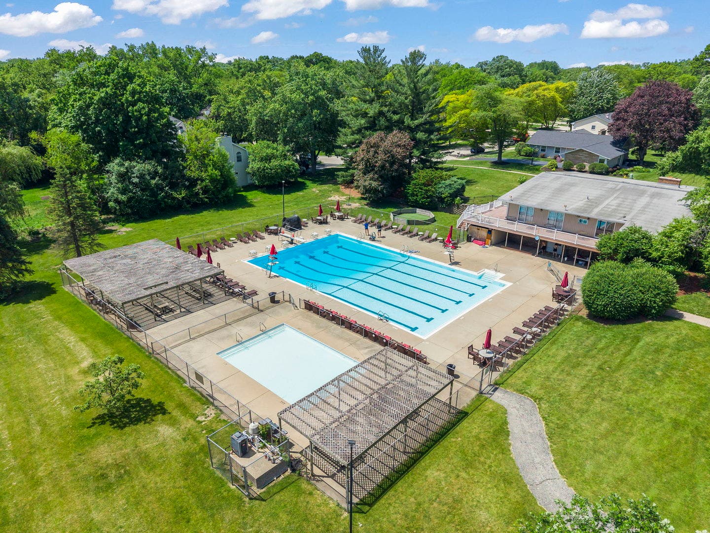 1525 Almond Court, Downers Grove, IL 60515 1525 Almond Court, Downers Grove, IL 60515