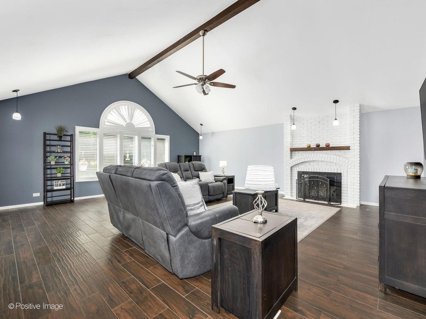 1525 Almond Court, Downers Grove, IL 60515 1525 Almond Court, Downers Grove, IL 60515