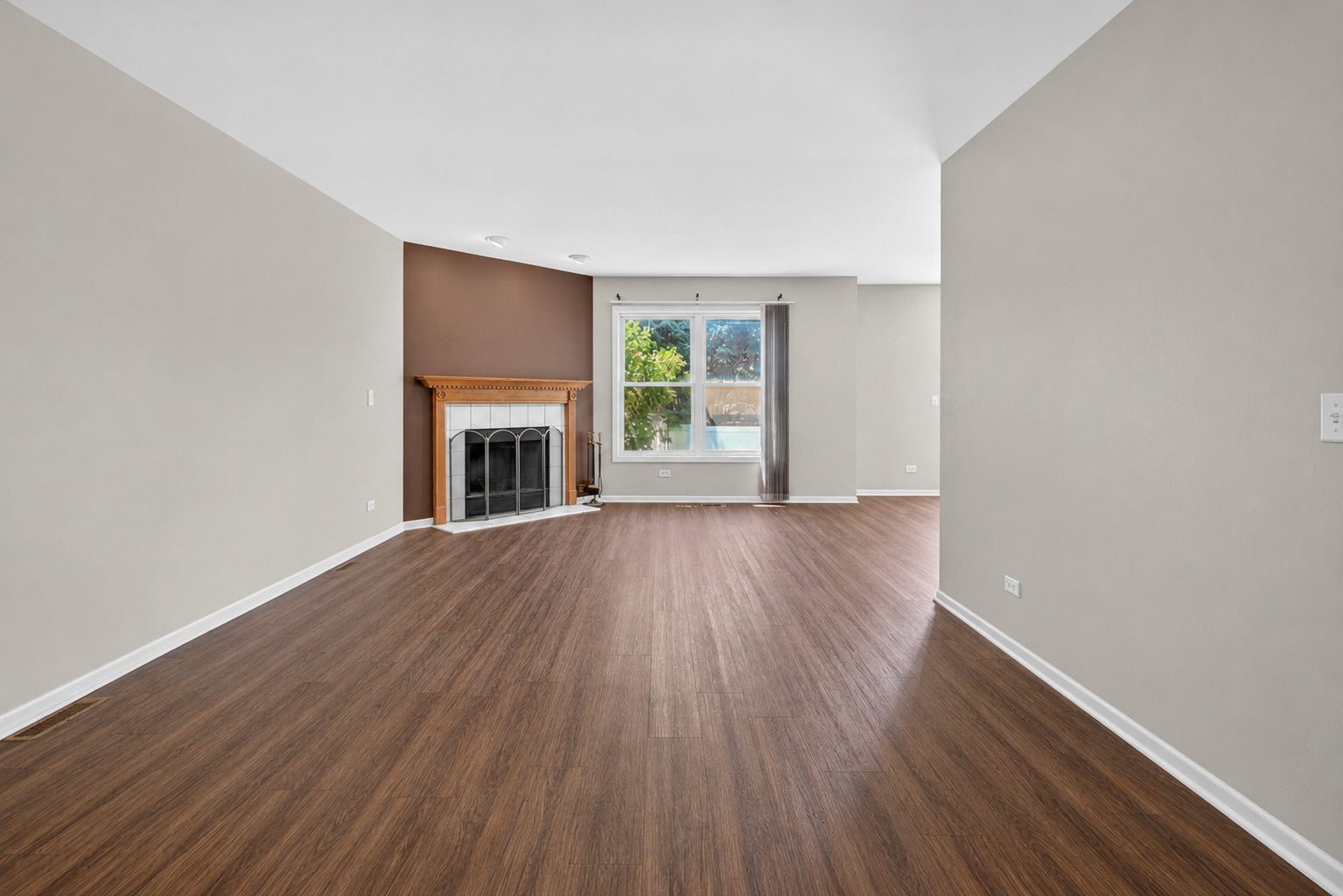 337 Inner Circle Drive, Bolingbrook, IL 60490 337 Inner Circle Drive, Bolingbrook, IL 60490