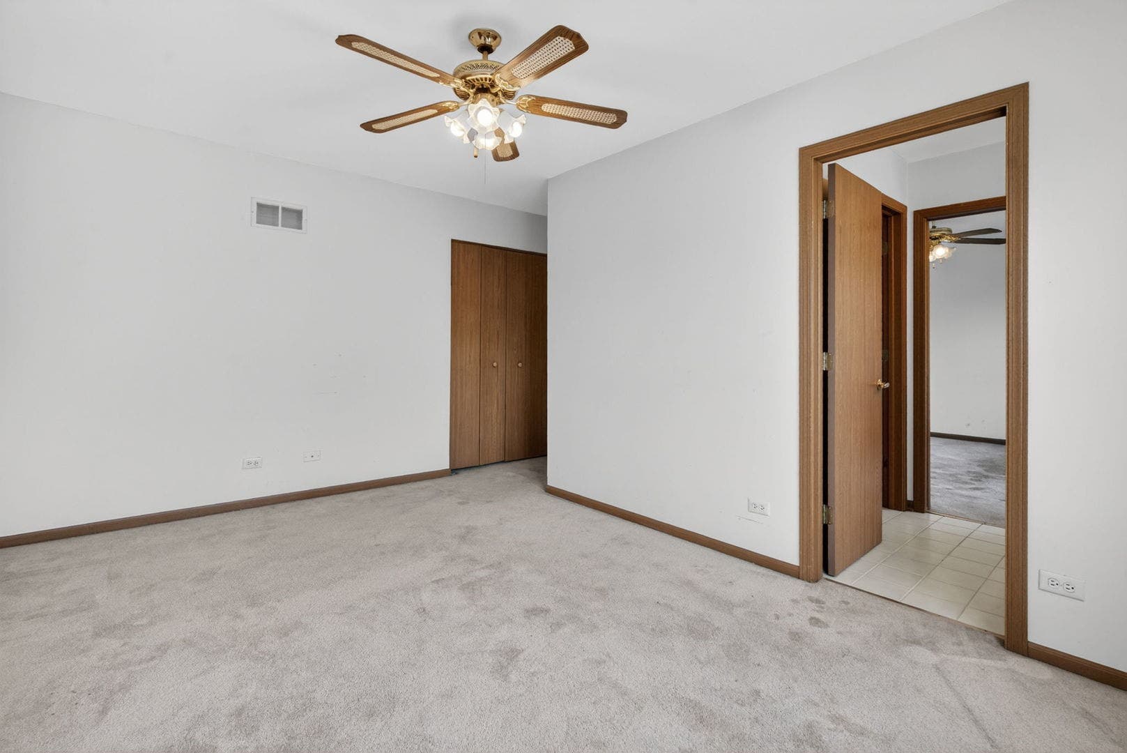 337 Inner Circle Drive, Bolingbrook, IL 60490 337 Inner Circle Drive, Bolingbrook, IL 60490