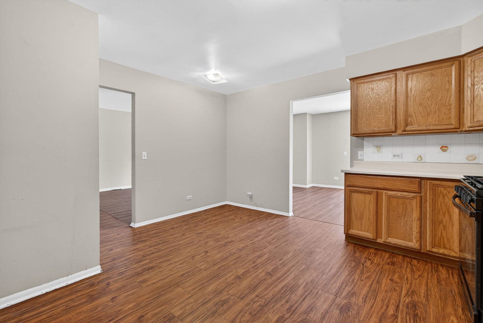 337 Inner Circle Drive, Bolingbrook, IL 60490 337 Inner Circle Drive, Bolingbrook, IL 60490