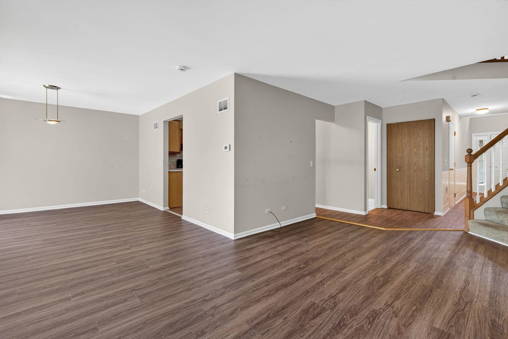 337 Inner Circle Drive, Bolingbrook, IL 60490 337 Inner Circle Drive, Bolingbrook, IL 60490