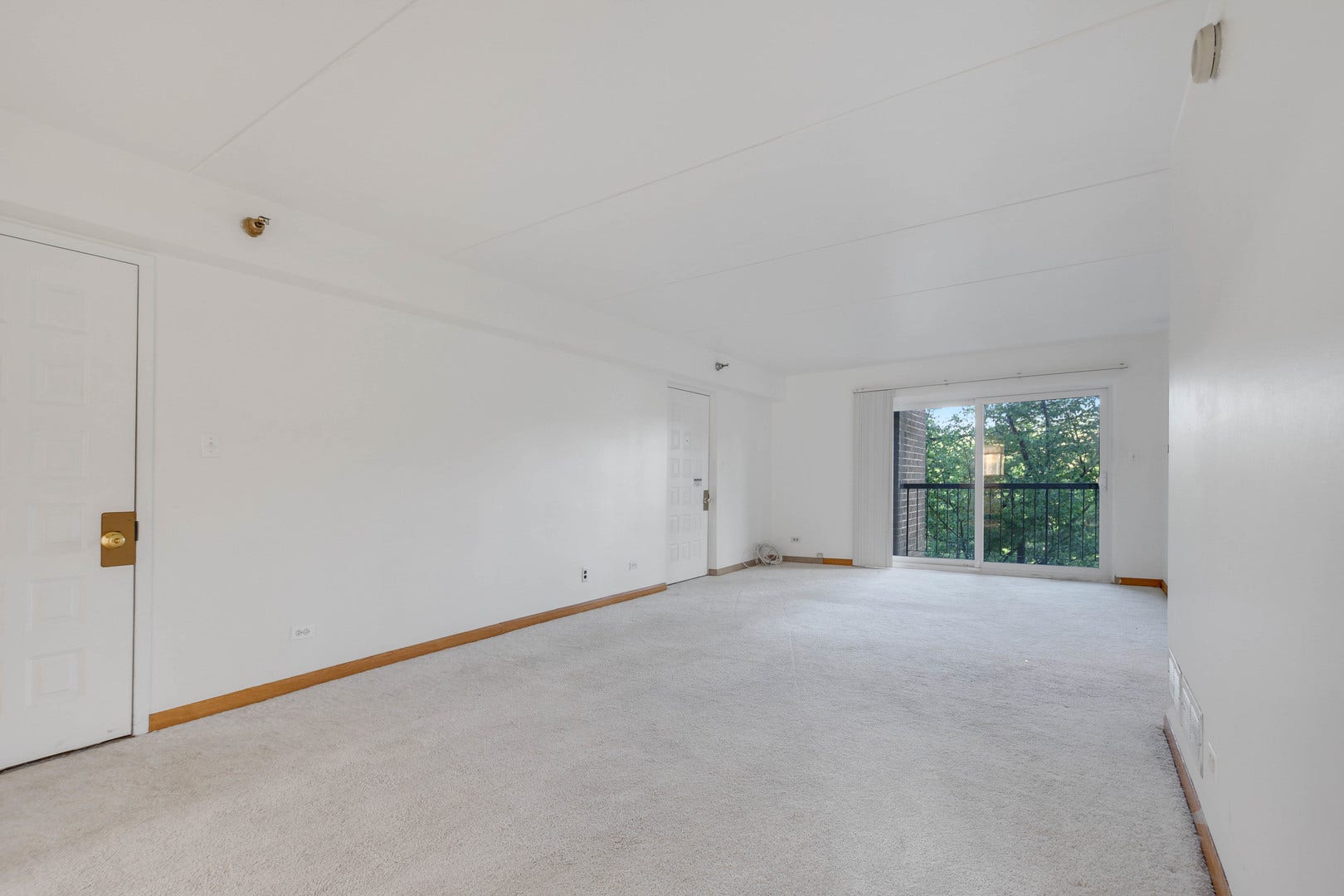 5960 Lake Bluff Drive, #302, Tinley Park, IL 60477 5960 Lake Bluff Drive, #302, Tinley Park, IL 60477