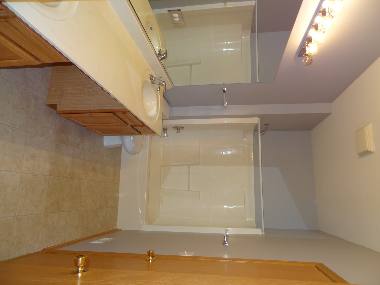 131 Enclave Circle, #C, Bolingbrook, IL 60440 131 Enclave Circle, #C, Bolingbrook, IL 60440