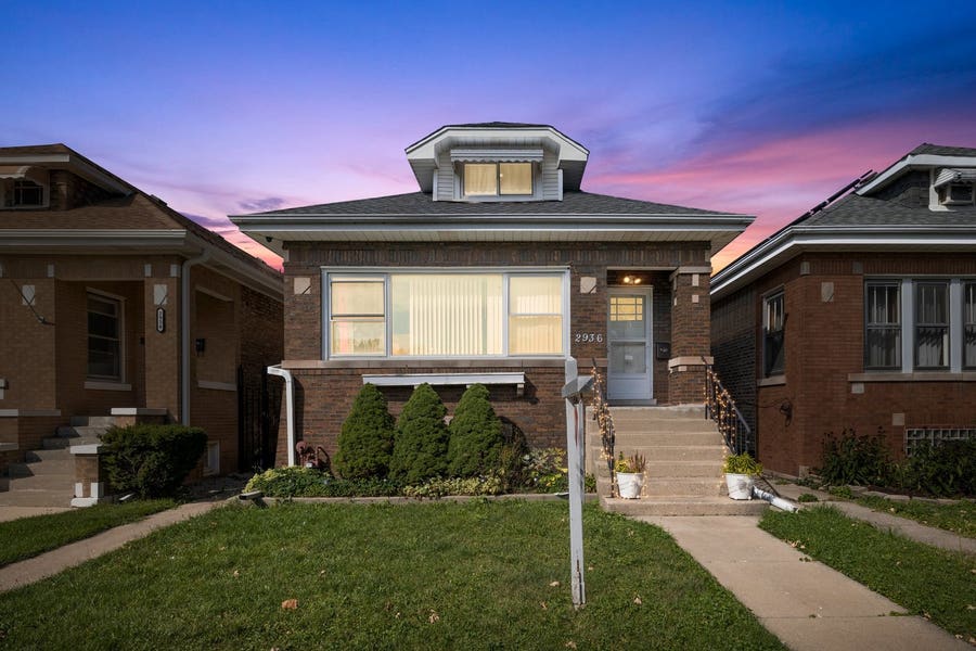 Property photo for 2936 N Kenneth Avenue, Chicago, IL