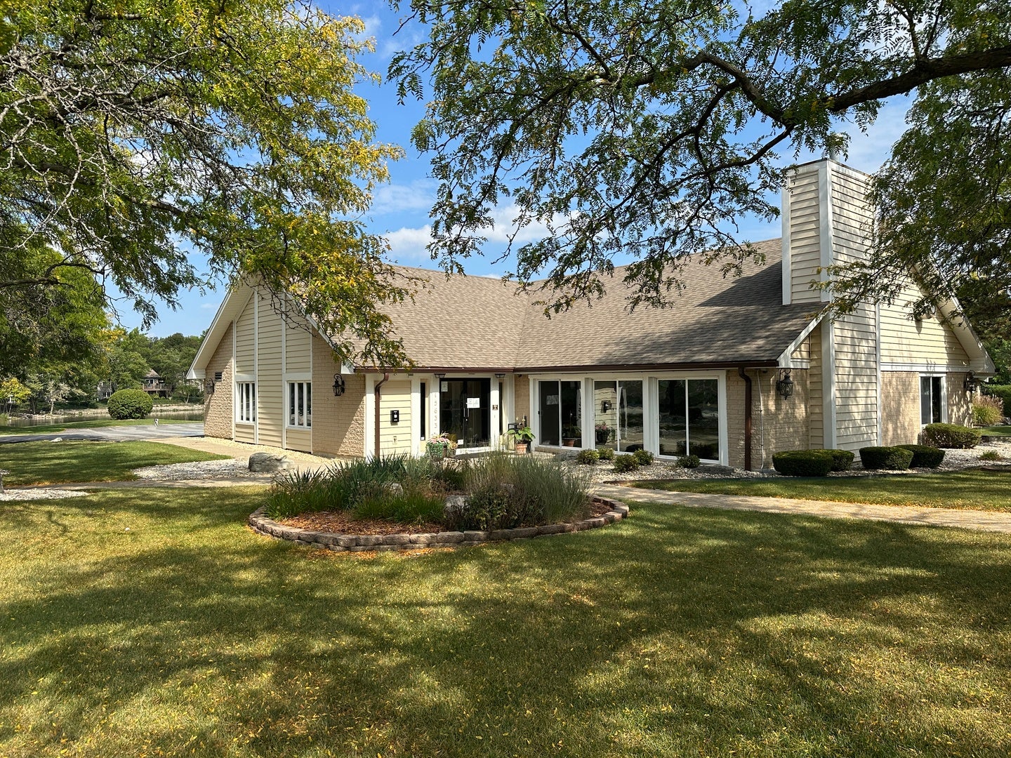 15817 Orlan Brook Drive, #35, Orland Park, IL 60462
