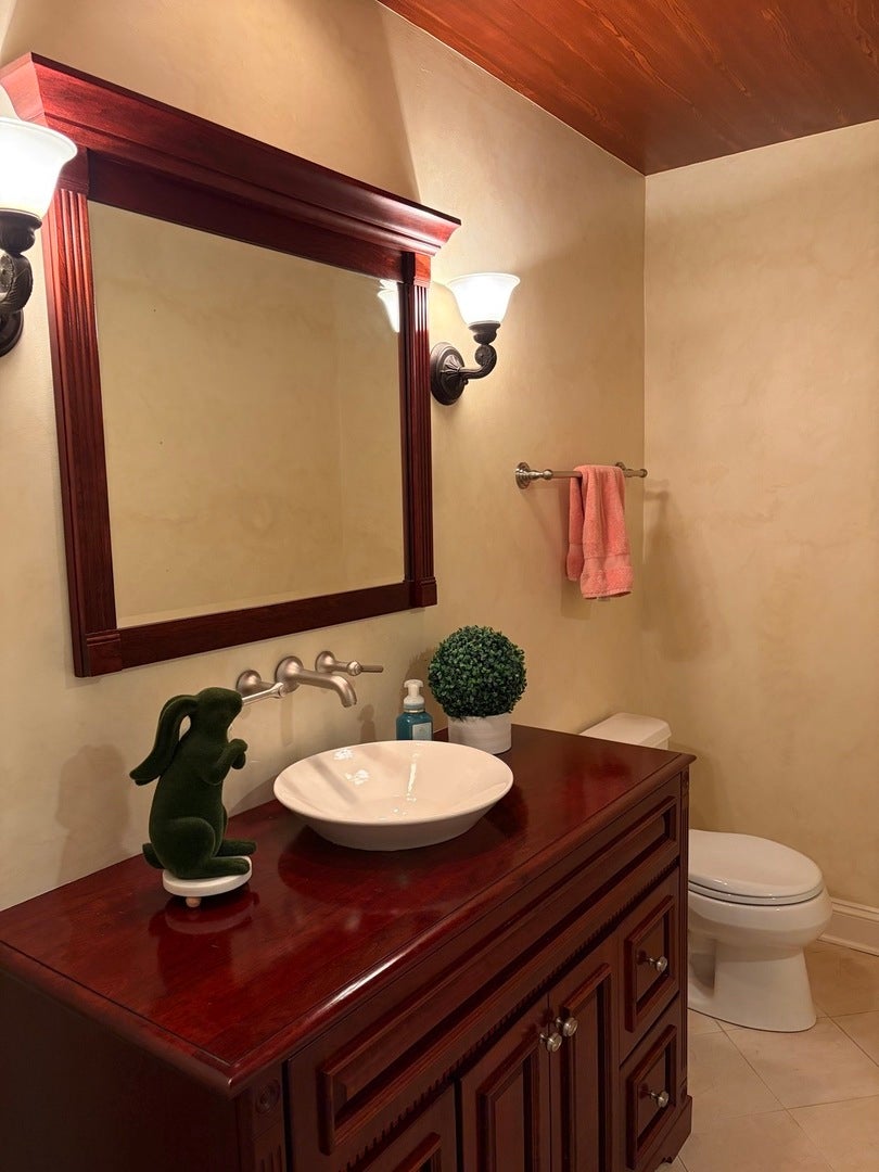 15817 Orlan Brook Drive, #35, Orland Park, IL 60462