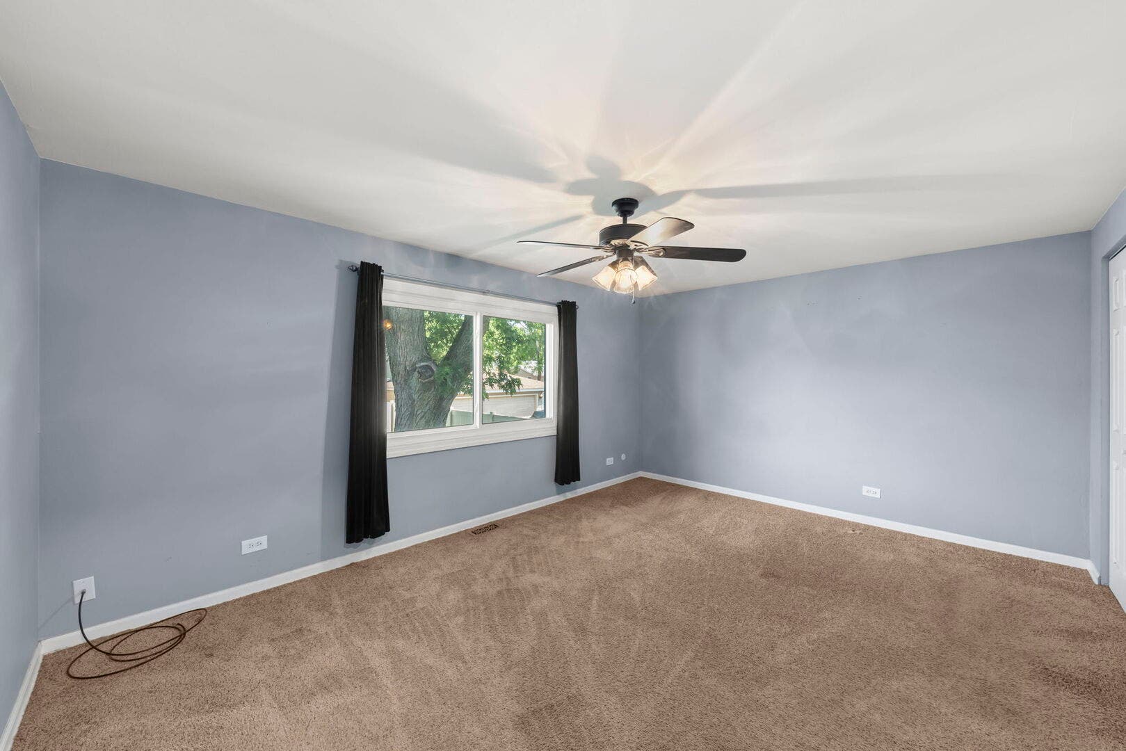 122 Grady Drive, Bolingbrook, IL 60440