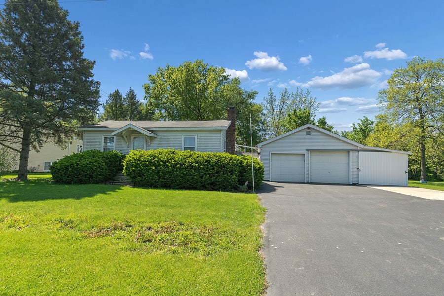 Property photo for 230 W Joliet Highway, New Lenox, IL