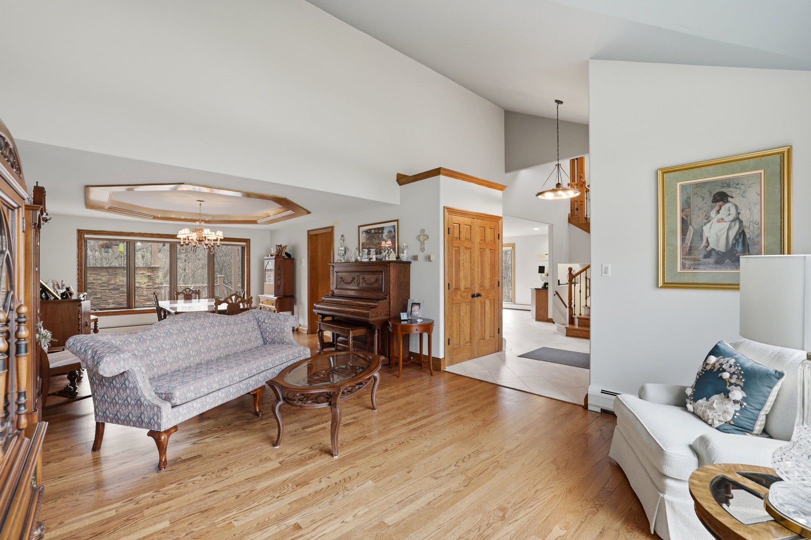 33 W Eureka Avenue, Lemont, IL 60439 33 W Eureka Avenue, Lemont, IL 60439
