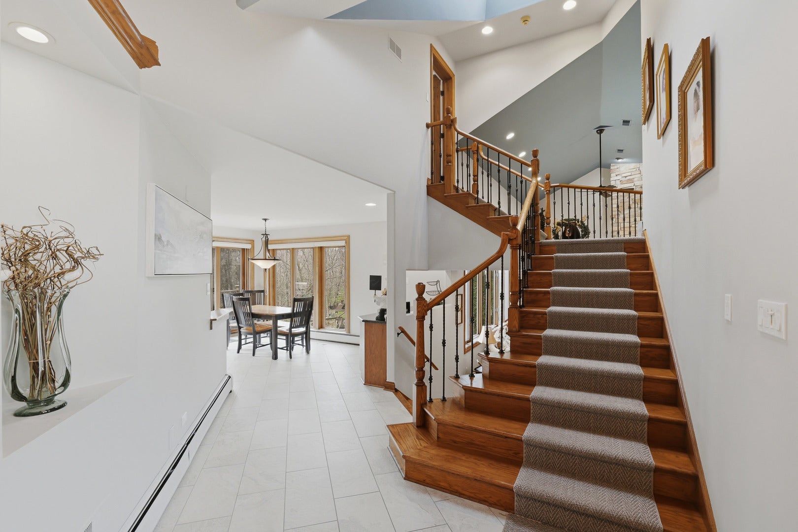 33 W Eureka Avenue, Lemont, IL 60439 33 W Eureka Avenue, Lemont, IL 60439