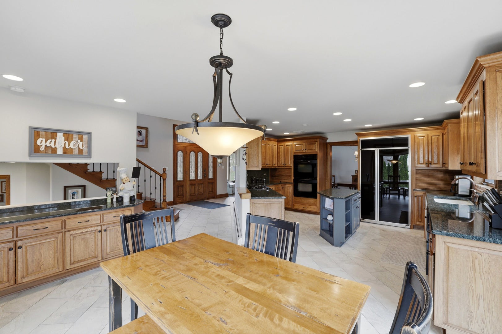 33 W Eureka Avenue, Lemont, IL 60439 33 W Eureka Avenue, Lemont, IL 60439