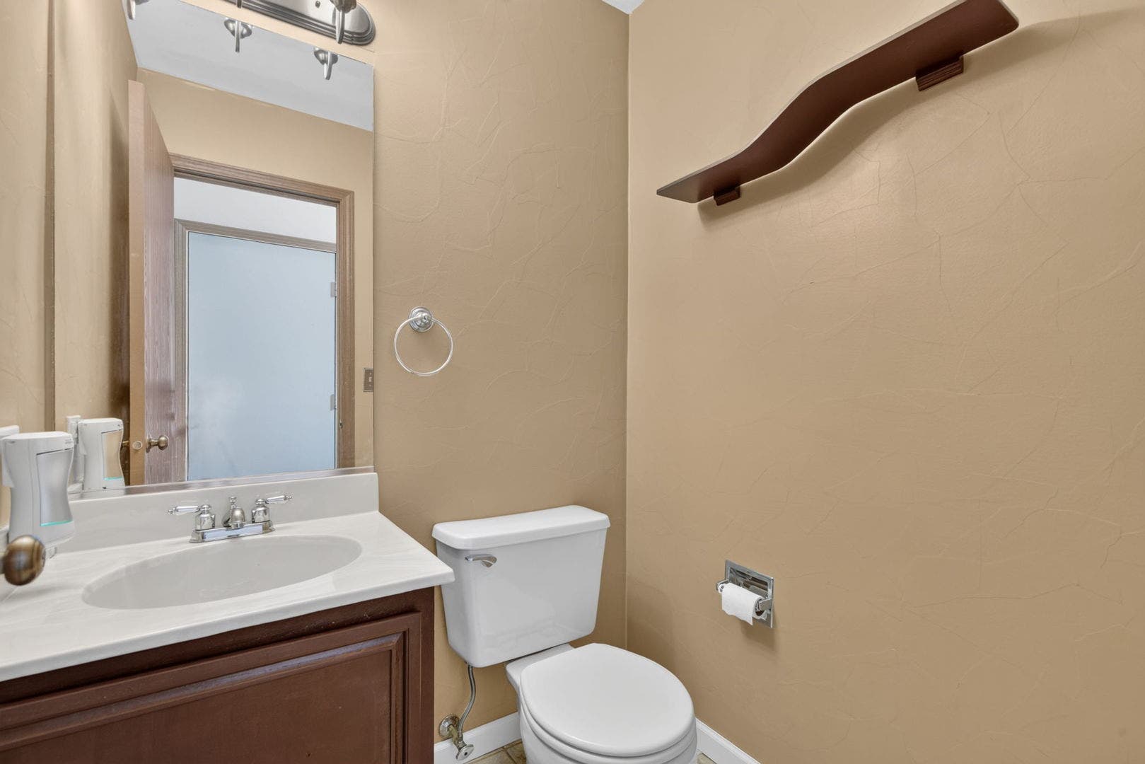 667 Harvest Drive, Bolingbrook, IL 60490 667 Harvest Drive, Bolingbrook, IL 60490