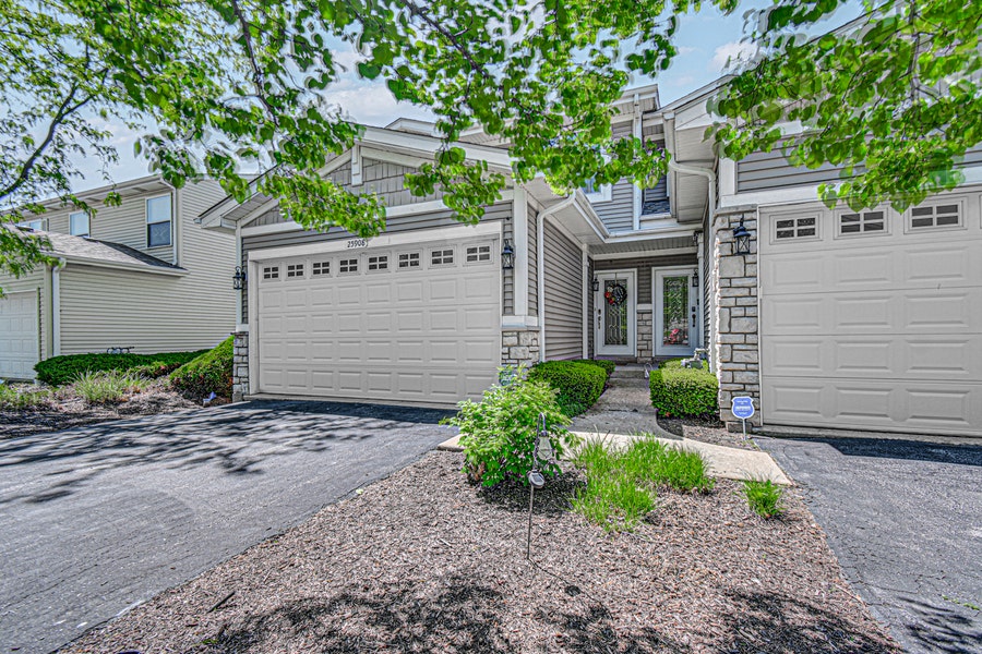 Property photo for 25908 Derby Drive, Monee, IL