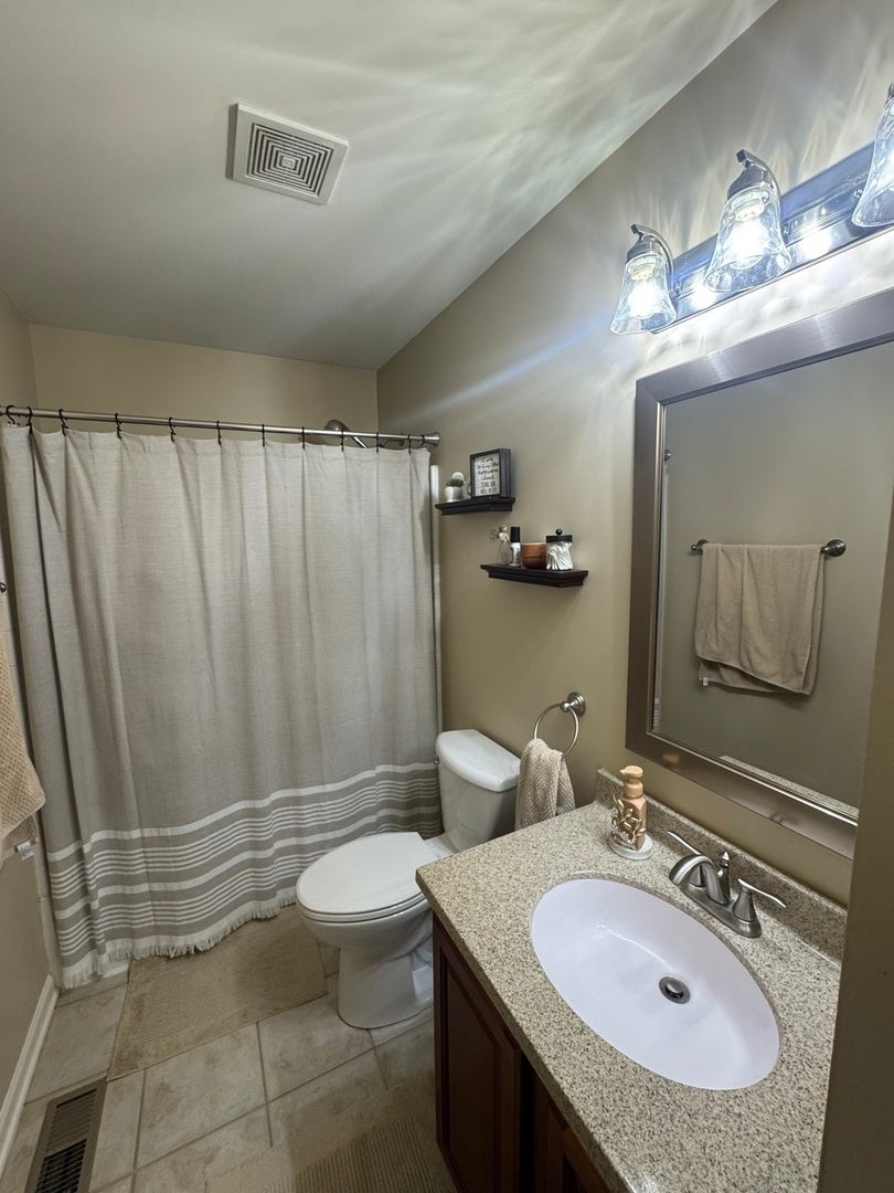2506 Hatfield Court, #0, Elgin, IL 60123 2506 Hatfield Court, #0, Elgin, IL 60123