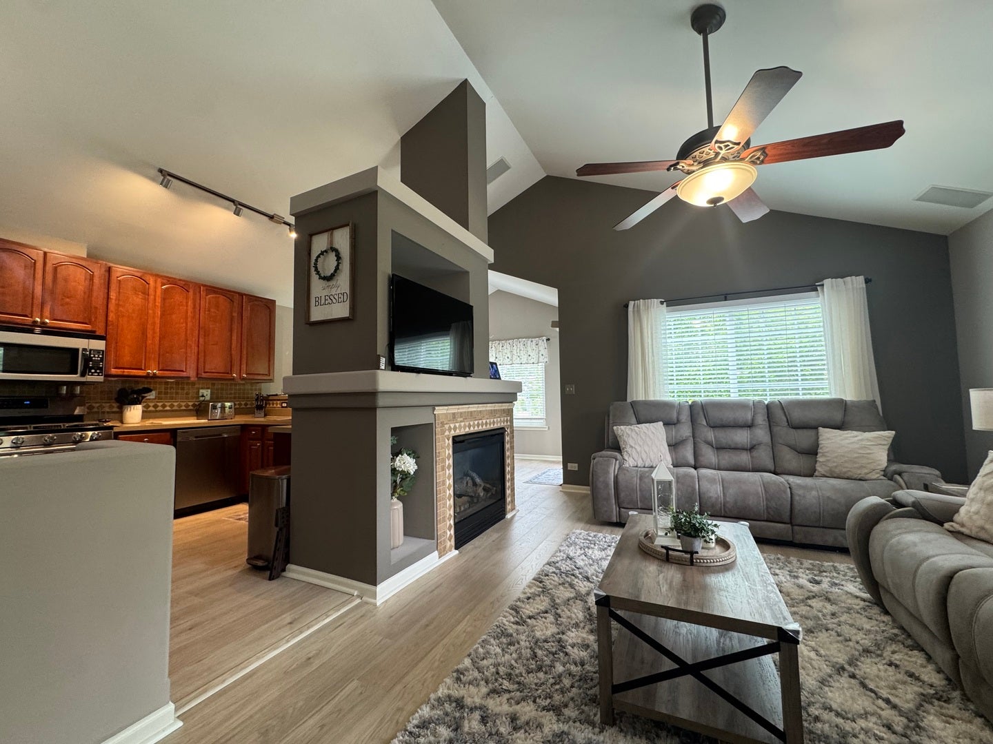 2506 Hatfield Court, #0, Elgin, IL 60123 2506 Hatfield Court, #0, Elgin, IL 60123