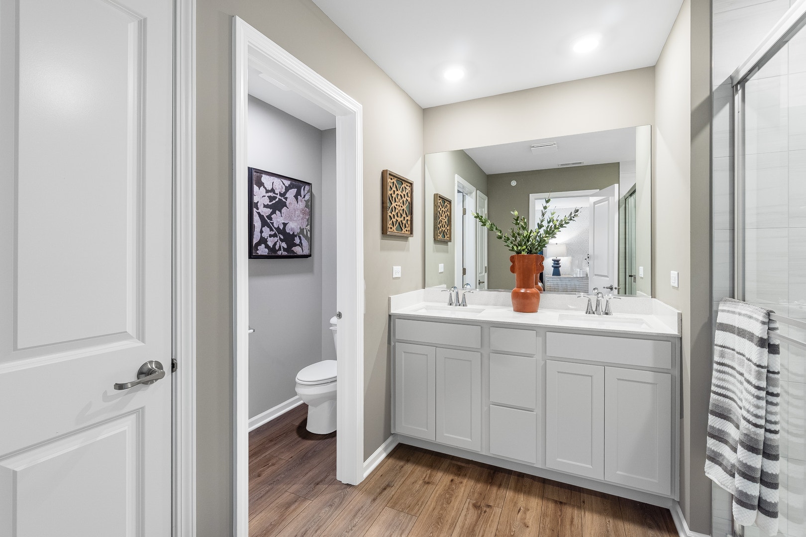 3075 Abbey Circle, Aurora, IL 60504 3075 Abbey Circle, Aurora, IL 60504